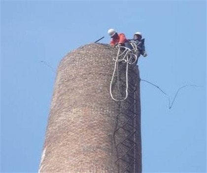 65米水泥煙囪人工整放-歡迎致電