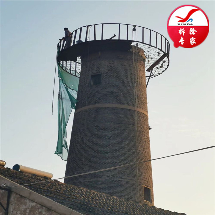 100米煙筒拆除