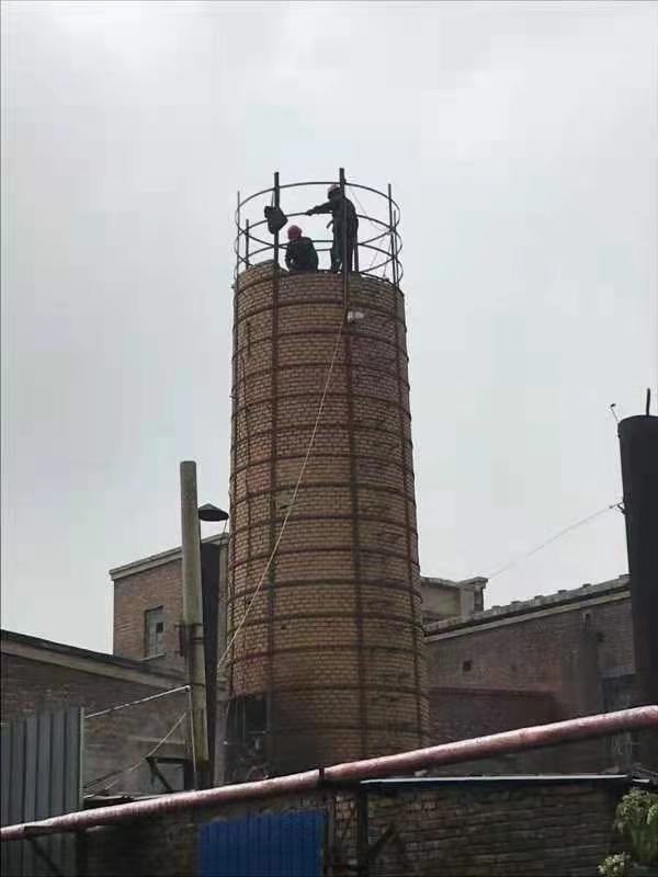 人工煙囪拆除公司
